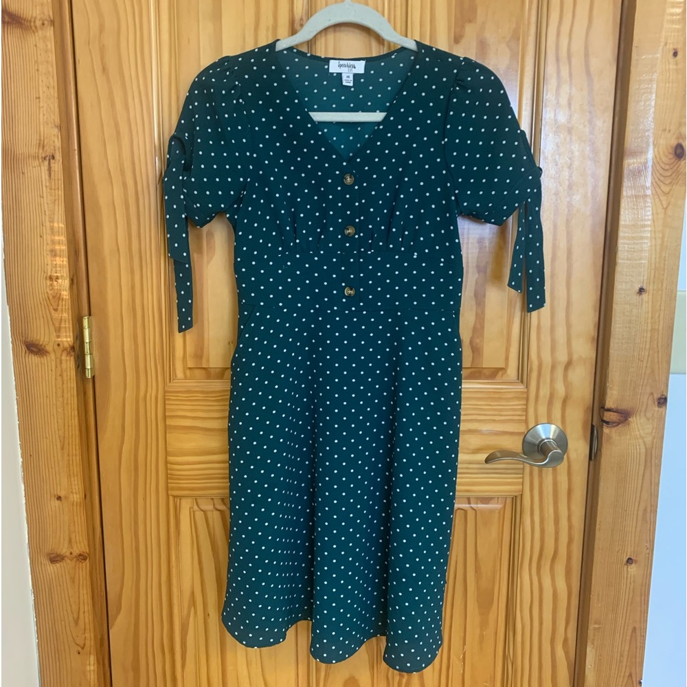 Green midi dress! Youth XL!